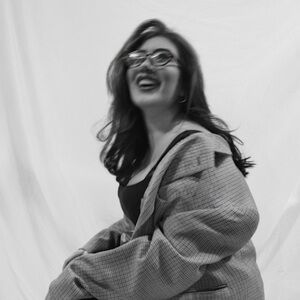 Meet your Posher, Cira